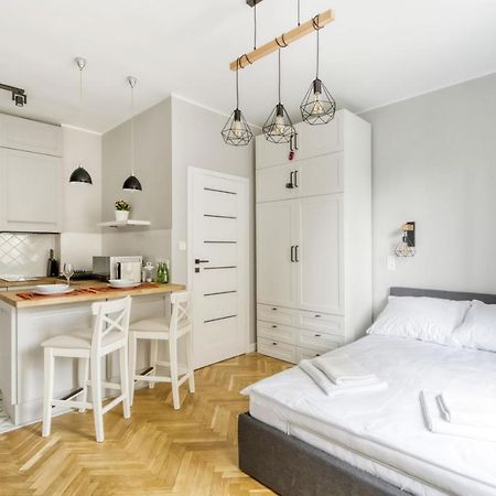 Ferienwohnung King Apart Dickensa Warschau Exterior foto